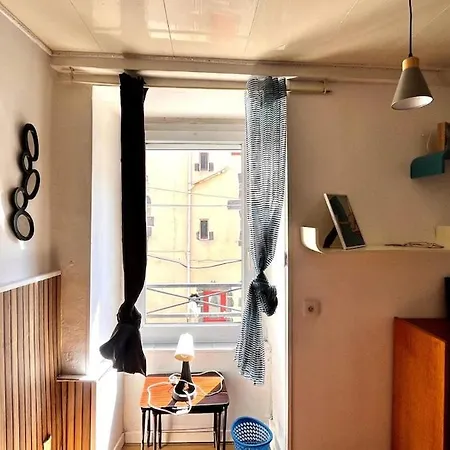 Petit En Centre דירה